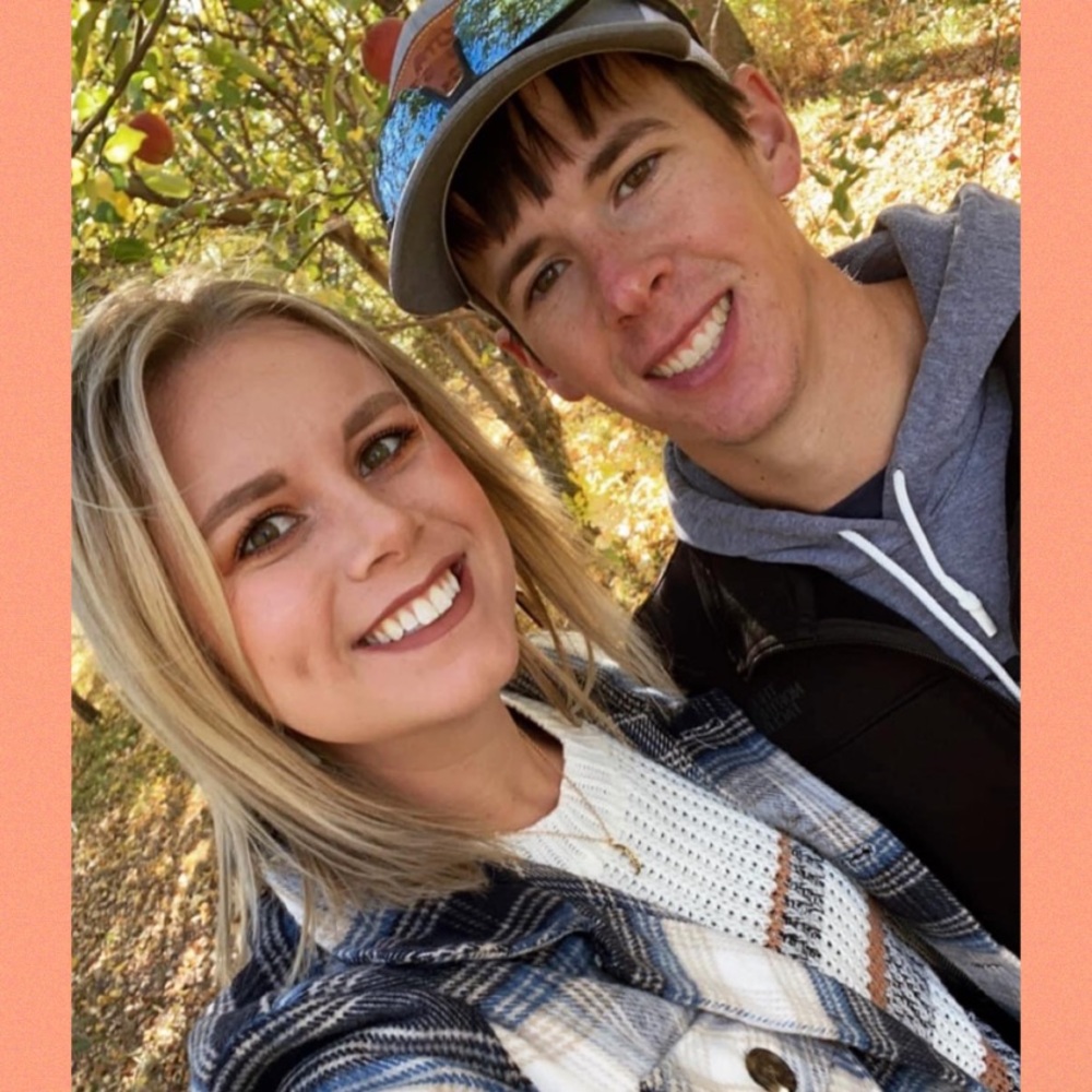 Meet your Posher, Madalyn